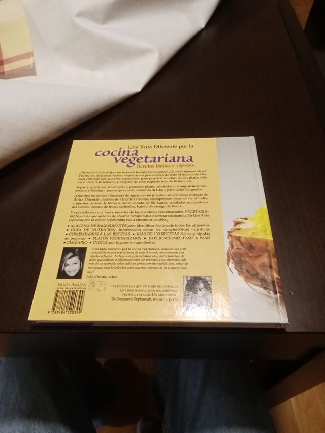 Una Ruta Diferente Por La Cocina Vegetariana (Spanish Edition)