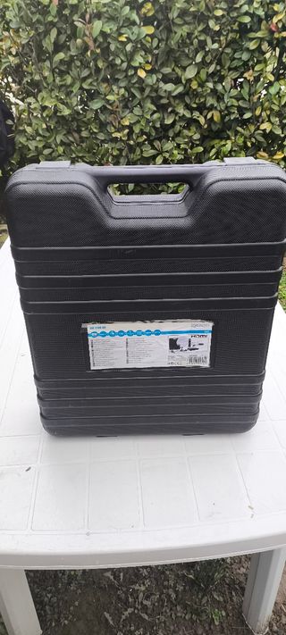 Completo satellitare Schwaiger in valigetta