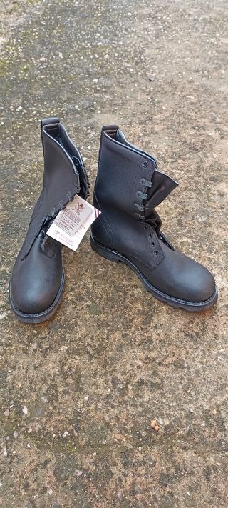 Botas