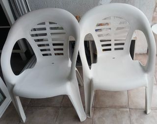 Sillas de plástico