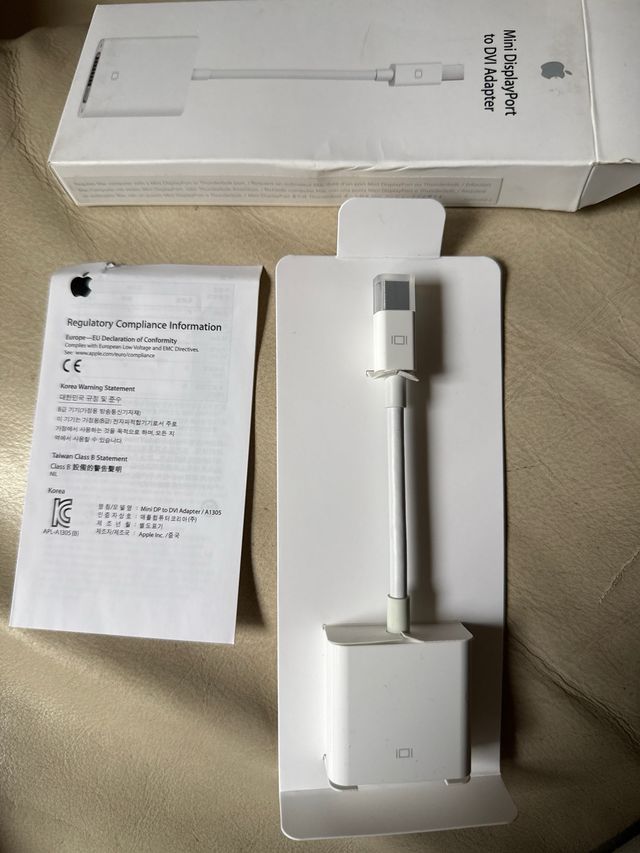Adaptador Apple de Mini DisplayPort a DVI A1305