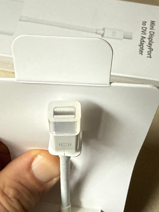 Adaptador Apple de Mini DisplayPort a DVI A1305