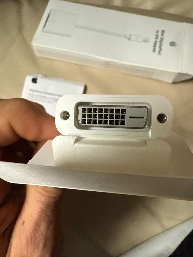 Adaptador Apple de Mini DisplayPort a DVI A1305