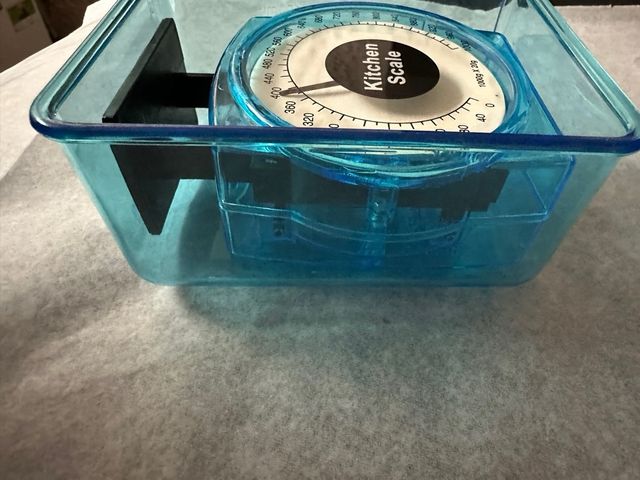 Mini balança em azul transpare