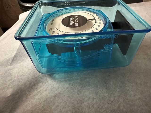 Mini balança em azul transpare