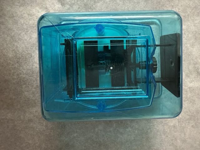 Mini balança em azul transpare