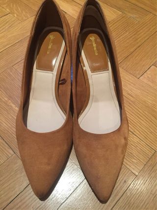 STRADIVARIUS zapatos T40