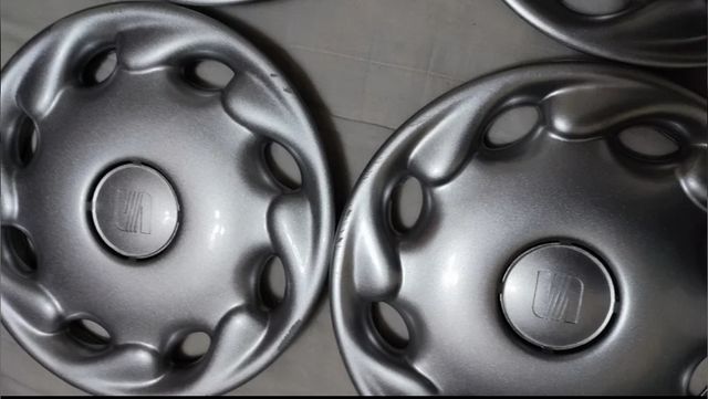 Tapacubos Seat 13 " pulgadas nuevos