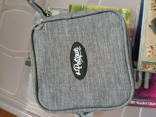 12 cd musicali e un porta cd