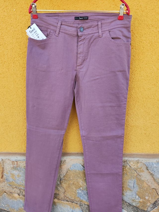 Pantalán lila claro de señora
