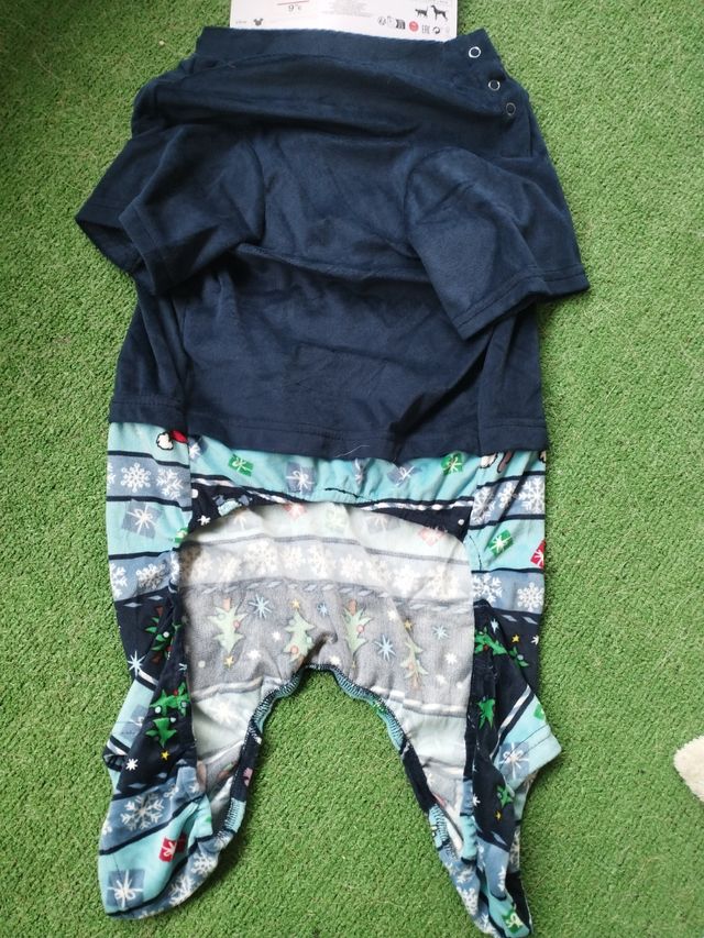 Pijama perro mediano