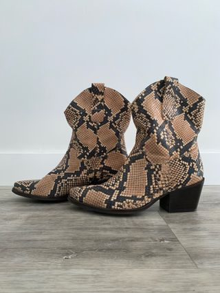 BOTINES WONDERS COWBOY PIEL PITÓN