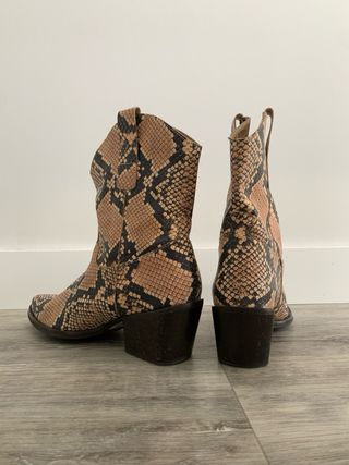 BOTINES WONDERS COWBOY PIEL PITÓN
