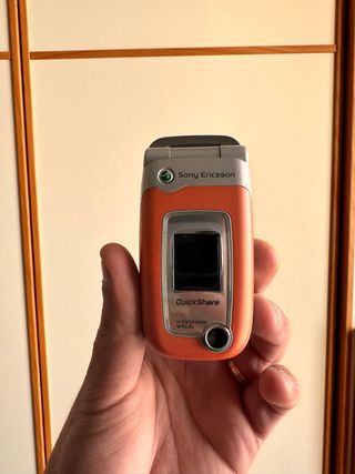 Telefono vintage da collezione Sony Ericsson