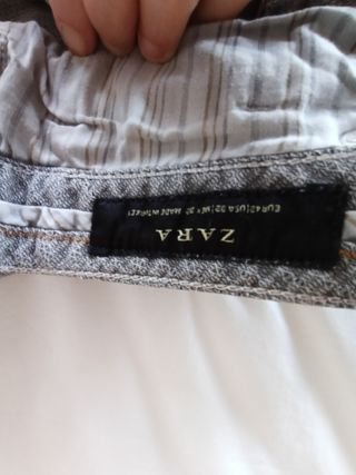 Pantalón Zara