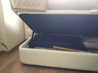 Canape, Apertura lateral, Polipiel blaco