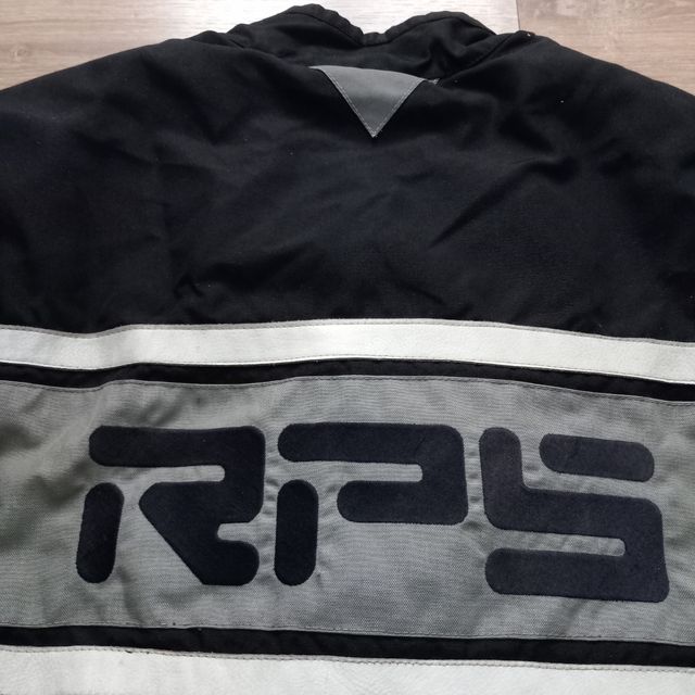 Cazadora moto hombre. Talla L