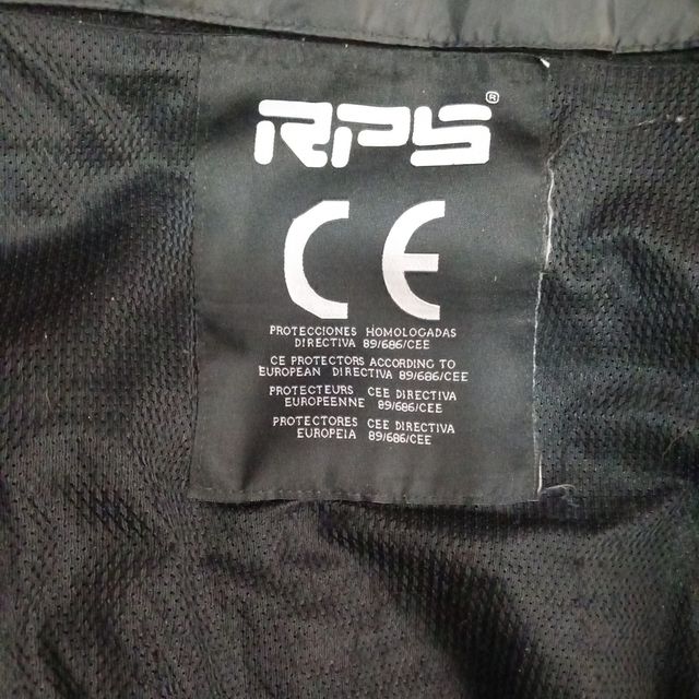 Cazadora moto hombre. Talla L