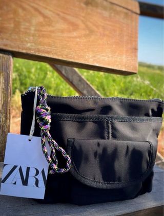 Bolso tipo cartera Zara