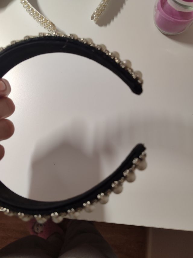 Diadema perlas y brillantes Stradivarius