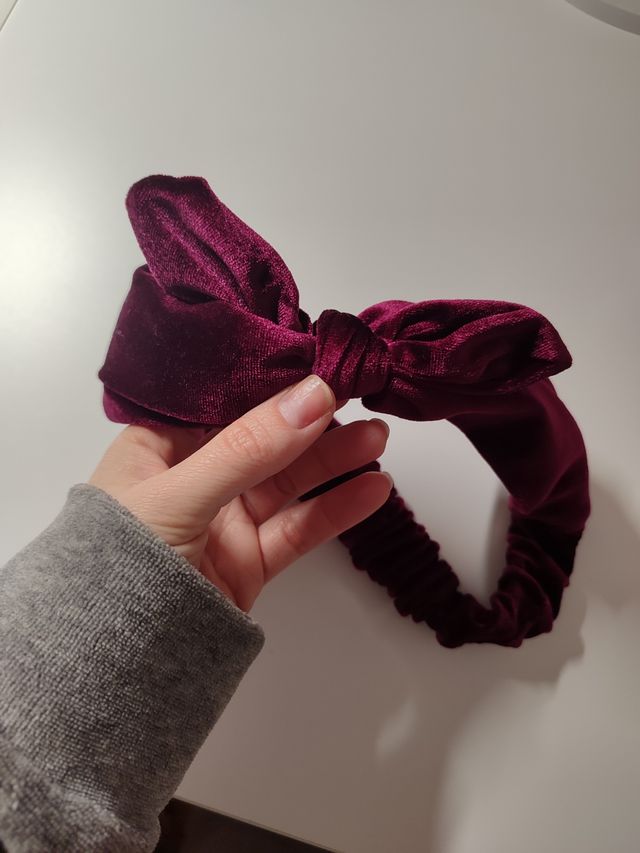 Cinta para el pelo granate Stradivarius