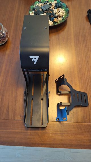 Thrustmaster clamp TH8A, TSS