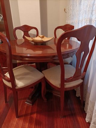 Conjunto mesa comedor y 6 sillas