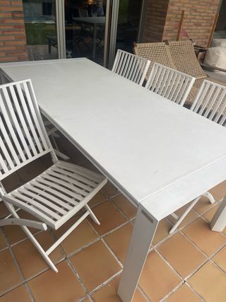 OPORTUNIDADConjunto mesa, sillas, comedor exterior