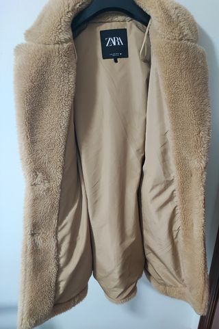 Abrigo zara tipo borrego