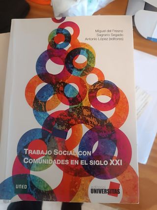 Trabajo social con comunidades en el