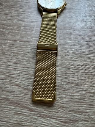 Reloj casio dorado