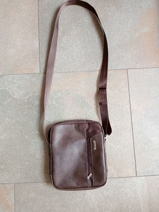 Borsello uomo in pelle e tessuto 