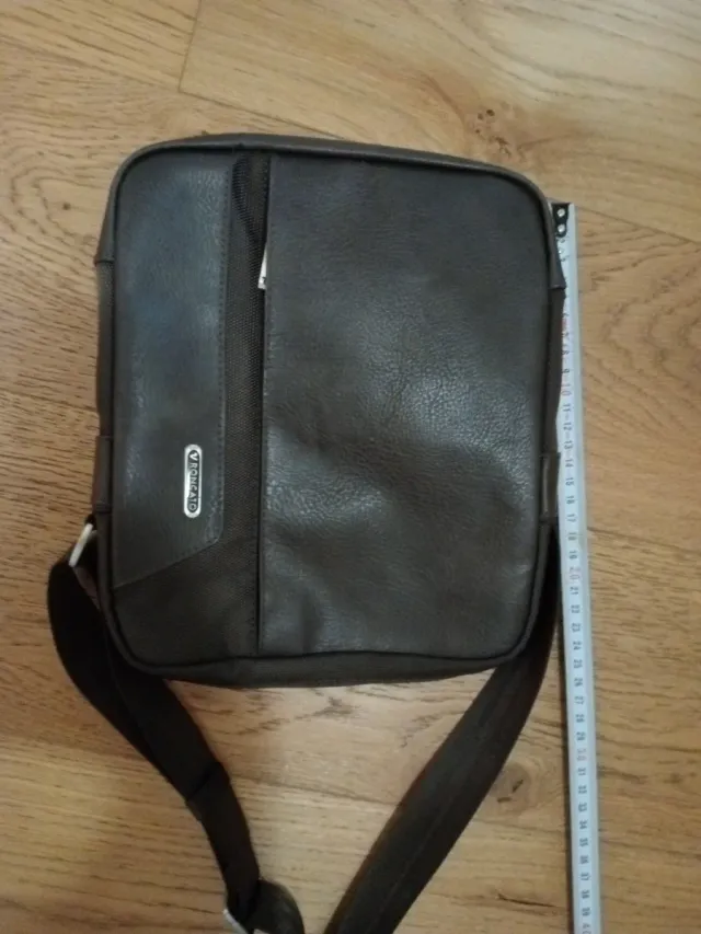 Borsello uomo in pelle e tessuto 