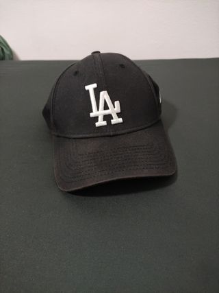 Gorras negras de marca