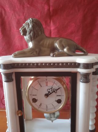 Reloj Antiguo Portico