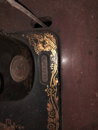 Maquina de coser antigua