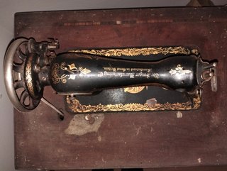 Maquina de coser antigua