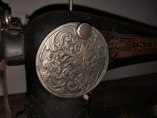 Maquina de coser antigua