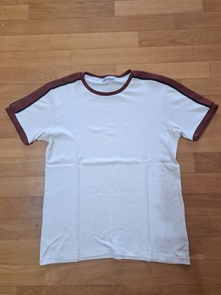 Camiseta color crema Zara