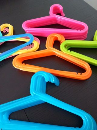 45 Perchas colores niño Ikea