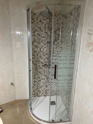 Cambio de bañera a plato de ducha.