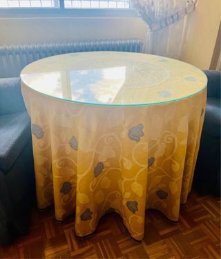 Sillones y mesa camilla 