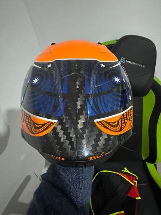 Casco piloto moto3
