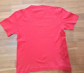 Camiseta roja Zara