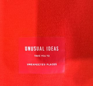 Camiseta roja Zara