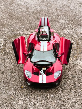 1:18 Ford GT red, AutoArt
