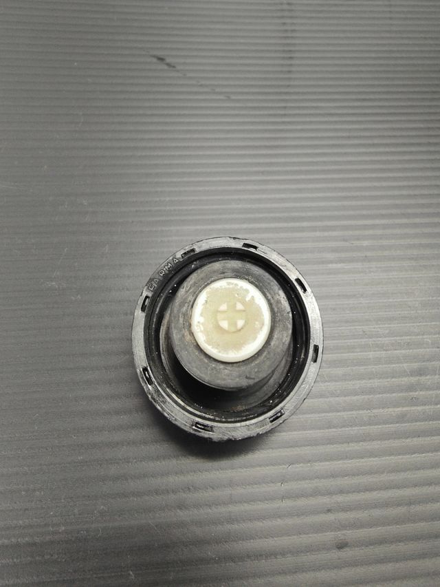 Tappo radiatore Cagiva Mito 125