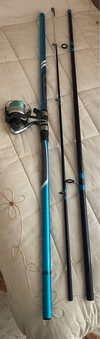Caña de Pesca SurfCasting. 