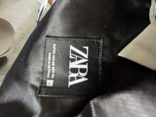 Chaqueta vestir pana lisa hombre. 20€ como nueva.