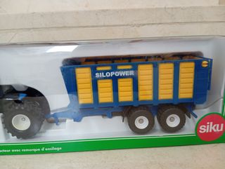SIKU REF 1947 TRACTOR CON REMOLQUE